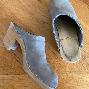 No. 6 Store Old School Clogs